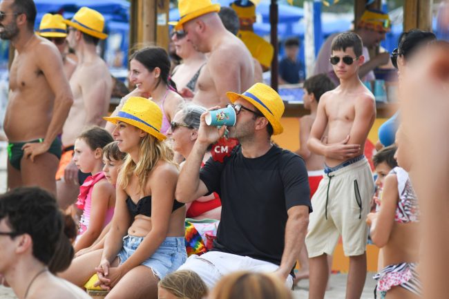 vertical-summer-tour-2024-spiaggia-lungomare-centro-civitanova-FDM-6-650x433