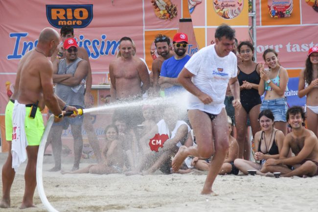 vertical-summer-tour-2024-spiaggia-lungomare-centro-civitanova-FDM-7-650x433