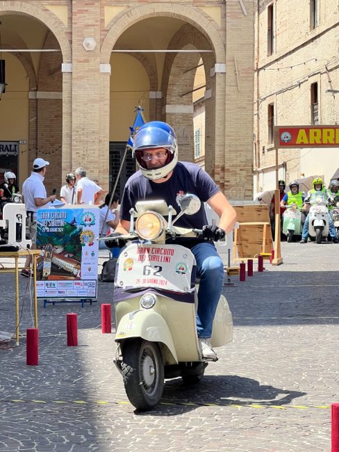 vespa_club-3-488x650