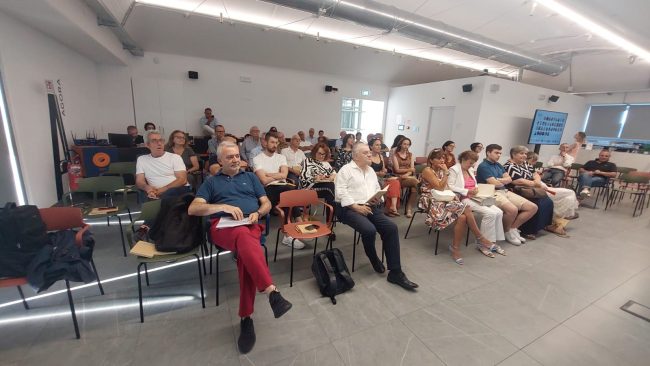 Belforte-del-Chienti-Simonelli-Group-Campus-Intelligenza-artificiale-e-futuro-dei-Borghi