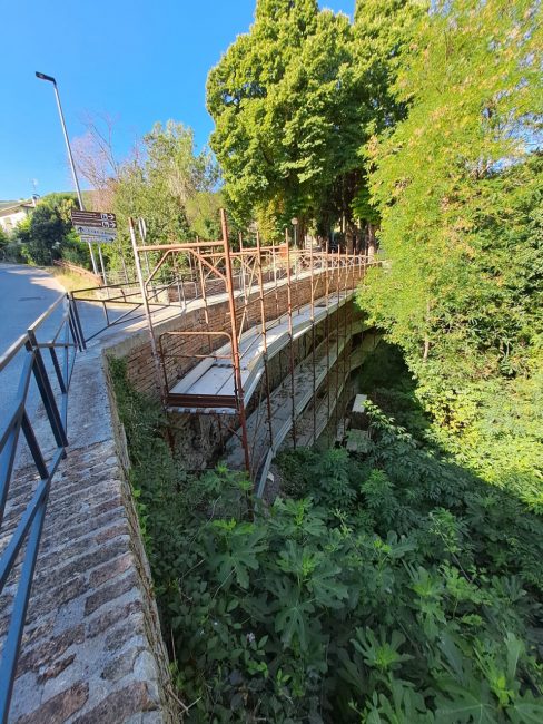 Ponte-Cappuccini1-488x650
