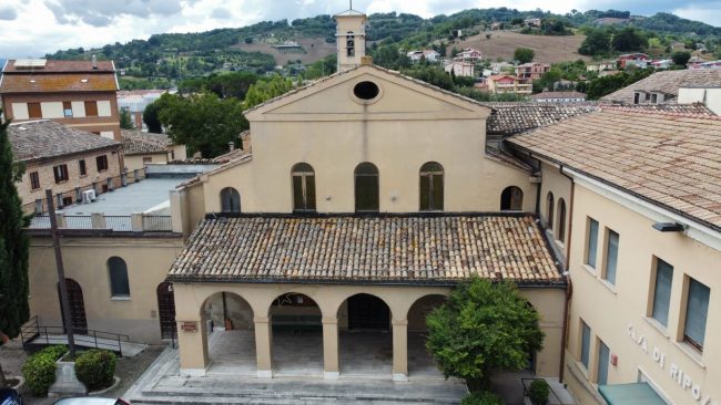 crollo-Chiesa-del-Santissimo-Crocifisso-di-Tolentino-9-650x366