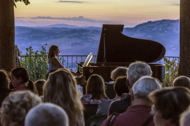 piano_tramonto-1-650x433
