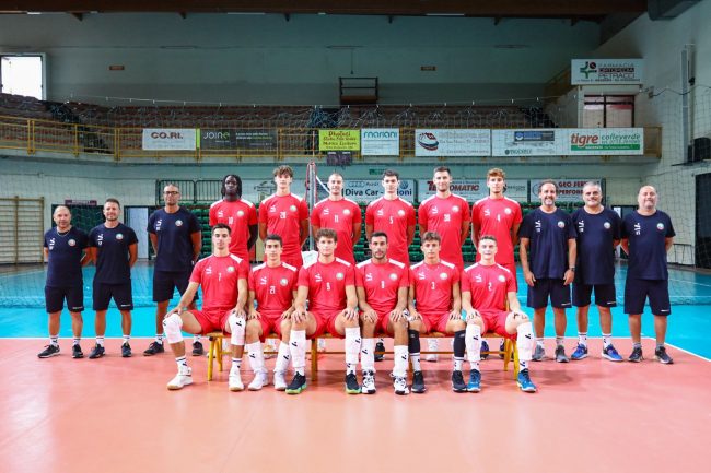 squadra-pallavolo-macerata