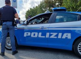 Si spacciano per finanzieri  per farsi consegnare l’oro:  ma la truffa all’anziana sfuma