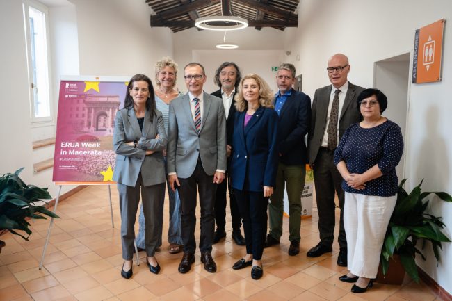 Bruna-Vives_RomanCieslak_IngaZaleniene_JohnMcCourt_e-altri-delegati-rettori-Erua