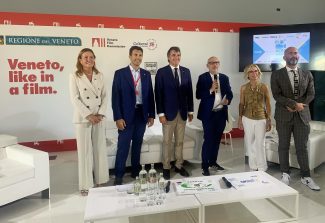 Presentazione-Aces-International-Video-Awards-2024-Venezia-325x223