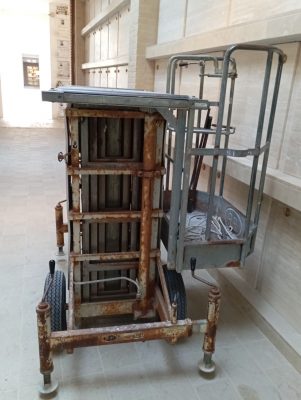 SOLLEVATORE-2-301x400