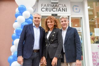 Titolari_Farmacia-Cruciani_FF-9-325x217