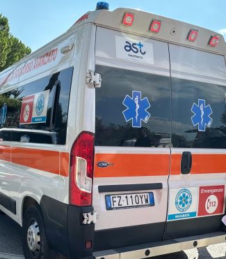ambulanza-archivio-arkiv-118-1-325x371