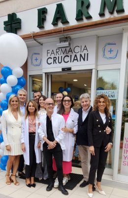 farmacia-Cruciani-2-e1726391249965-260x400