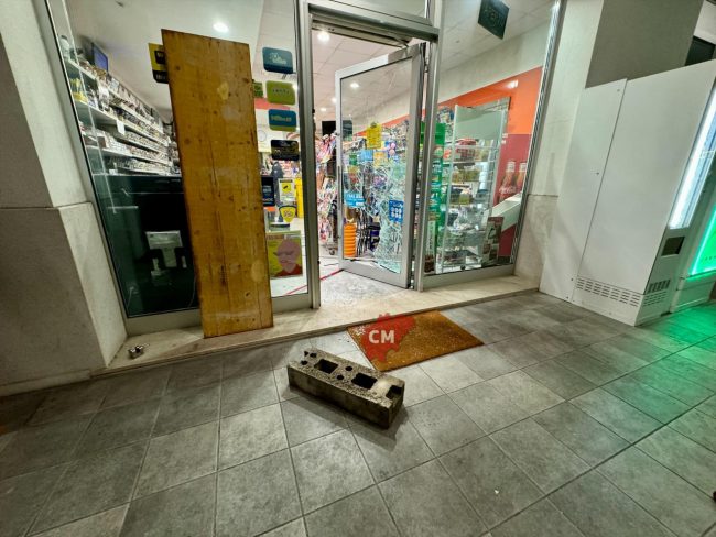 furto-tabaccheria-giannni-civitanova2-650x488