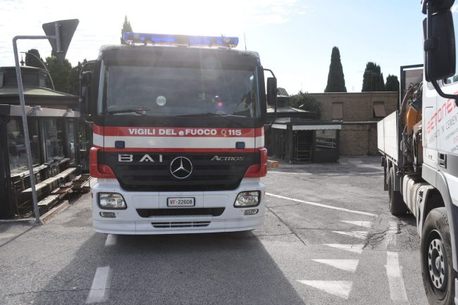 incendio-cimitero