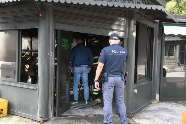 incendio-cimitero7-650x433