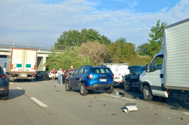 incidente-superstrada-3-650x431