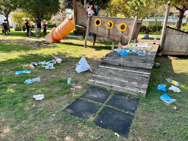 rifiuti-parco-civitanova3-650x488