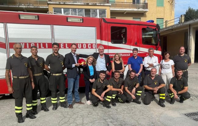 vigili-del-fuoco-sordi-1-650x413