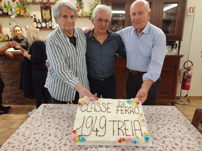 75enni-treia-2-650x488