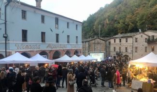 Appassimenti_aperti_Serrapetronapiazza