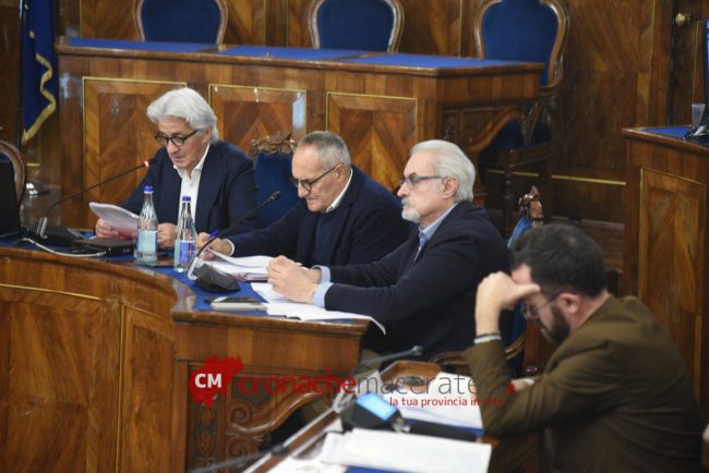 Consiglio-Provinciale_FF-32-650x434