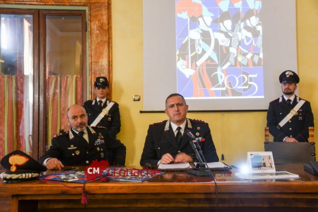 Crabinieri_Calendario_FF-1-650x434
