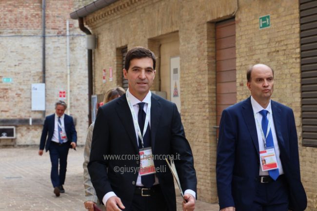 G7-Mole-Acquaroli-650x433