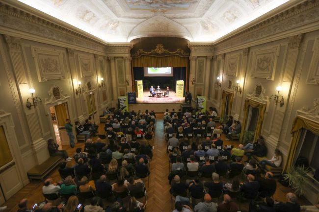Il-colpo-docchio-del-Teatro-della-Filarmonica