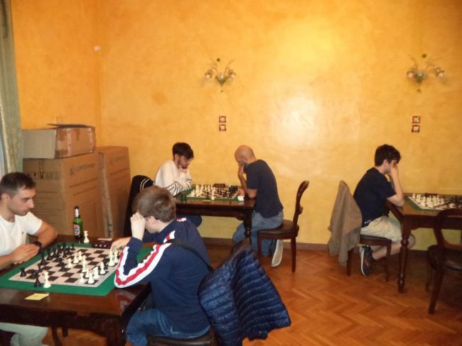 Torneo-scacchi-Unimc-1-650x488