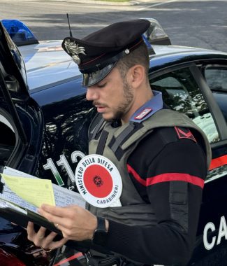 carabinieri-controlli-archivio-arkiv-1-325x380