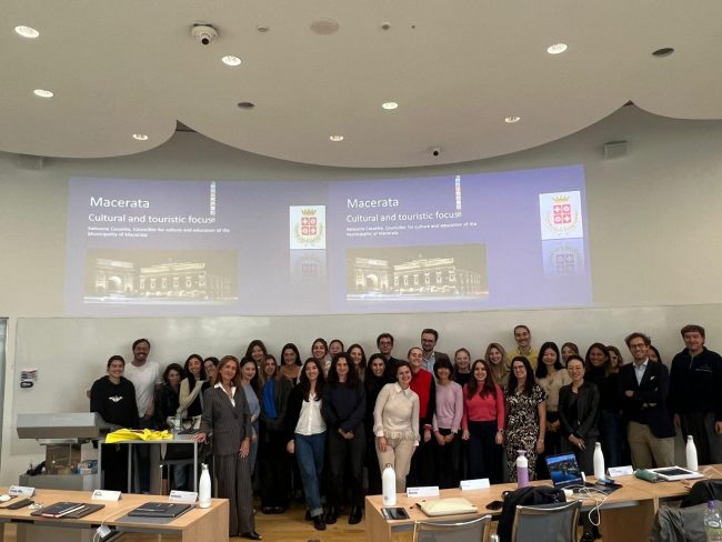 cassetta-bocconi1-650x488
