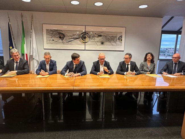 firma_protocollo_bretella-7-650x488