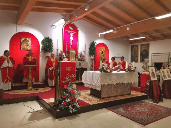 la-concelebrazione-eucaristica-a-San-Catervo