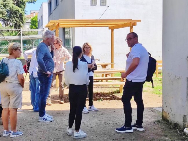 scuola-primaria-porto-recanati-1-650x488