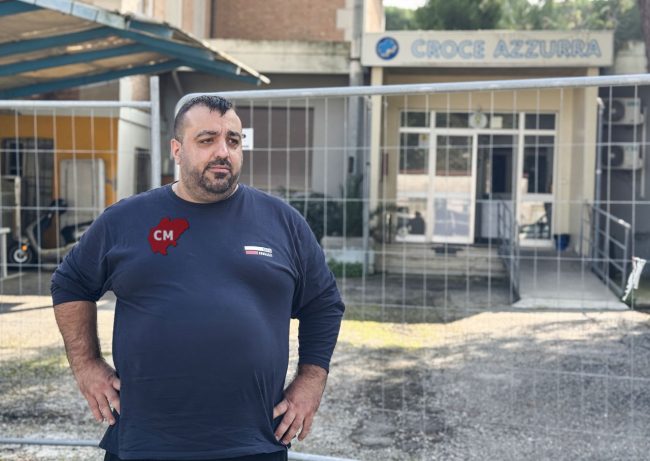 sgombero-ex-sede-croce-azzurra-michele-tetta-via-argentina-porto-recanati-FDM-9-650x461