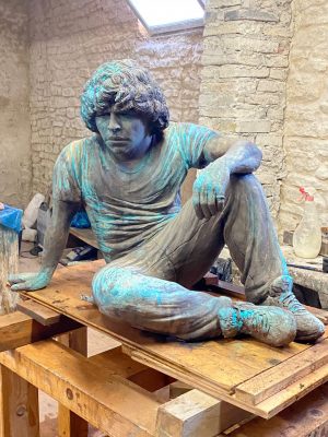 statua-maradona-1-300x400