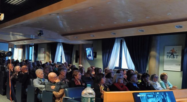 22-novembre-il-pubblico-650x357