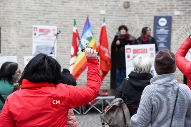 Femminicidio_Giornata-internazionale_FF-6-650x434