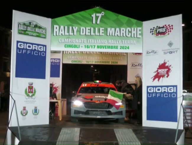 Rally-piazza-Del-Popolo5-650x492
