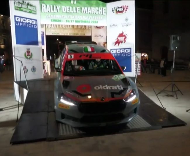 Rally-piazza-Del-Popolo7-650x533
