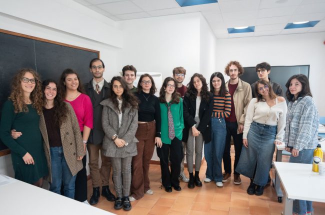Studenti-Leopardi-e-altre-scuole-superiori-al-laboratorio-di-Wu-Ming2-650x430