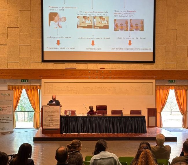 convegno_scientifico_autismo-1-e1731228015964-650x569