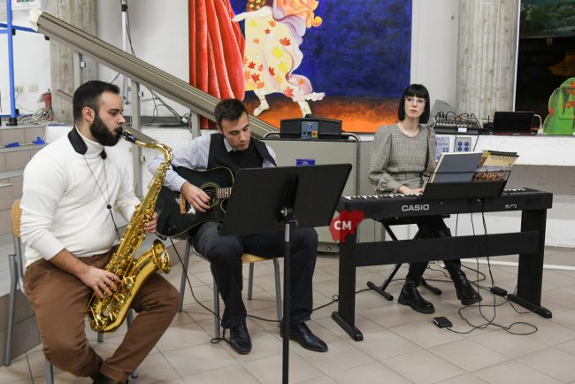 inaugurazione-indirizzo-musicale-scuola-mestica-civitanova-FDM-1-650x434
