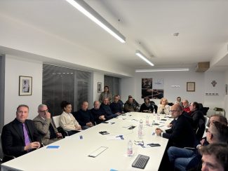 incontro-filiera-legno-3-325x244