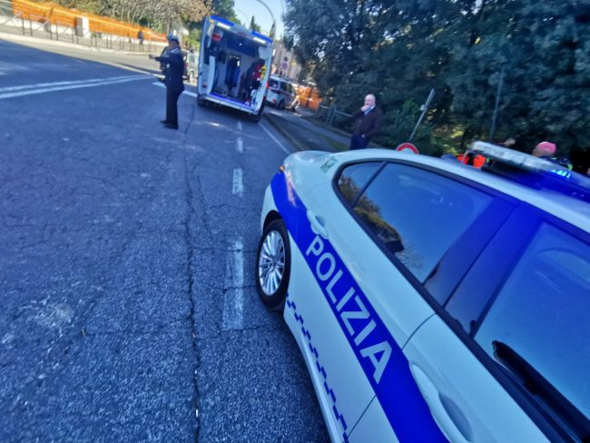 salvataggio-cimitero-macerata-polizia-locale-6-650x488