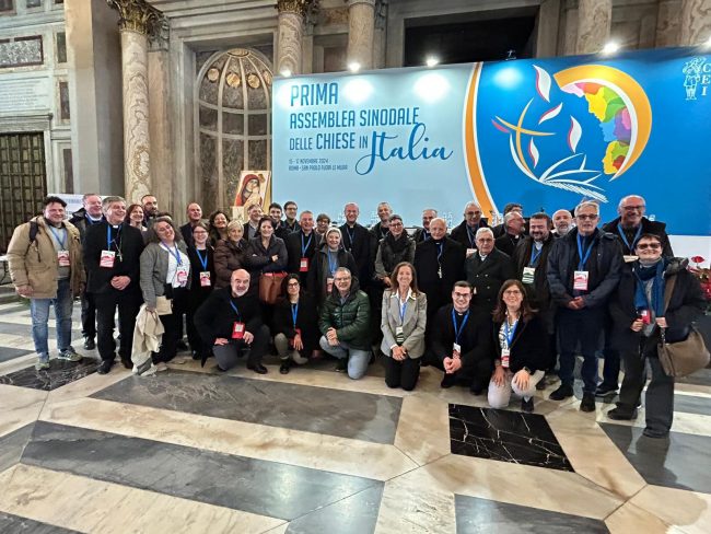 sinodale-assemblea-2-650x488
