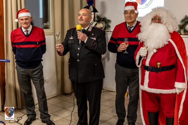 Babbo-Natale-carabinieri-3-650x433