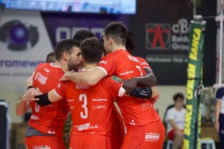 banca-macerata-fisiomed1-325x217