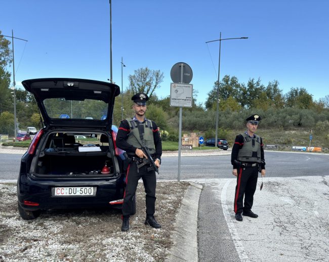 carabinieri-archivio-arkiv-2-650x518