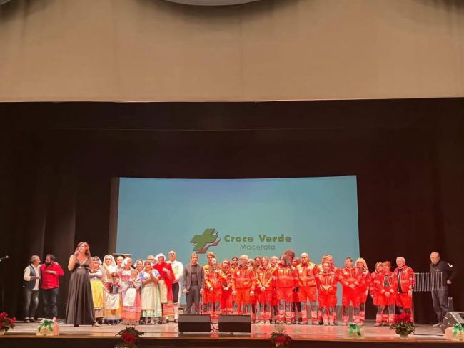 gala_croce_verde-2-650x488
