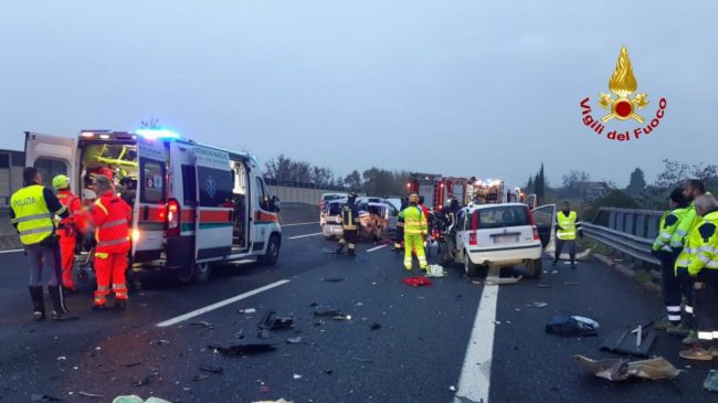 incidente-a14-morta-donna-2-650x365